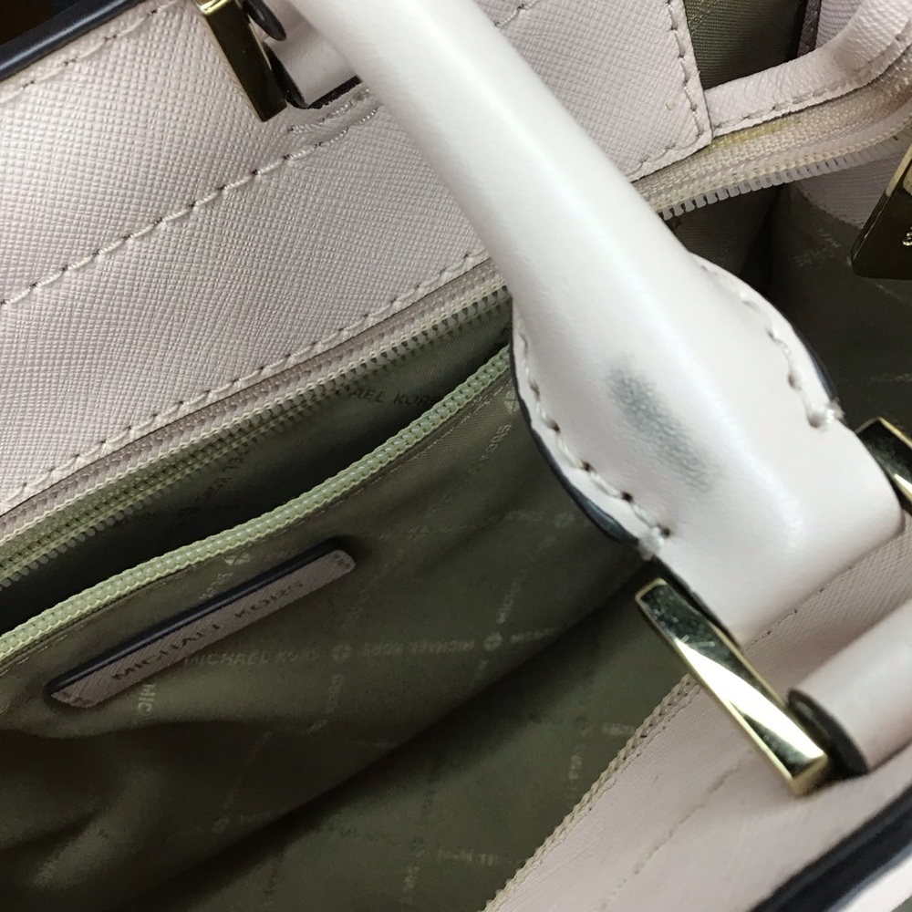 Michael kors Rayne Satchel in soft pink leather - Picture 15 of 16